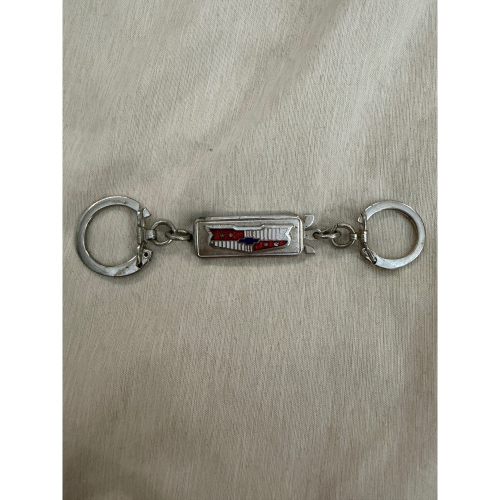 Vintage Chevrolet Keychain Unisex OS Silver Good Valet Quick Release Dual Ring